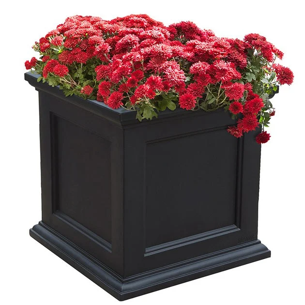 Fairfield 28" Square Planter