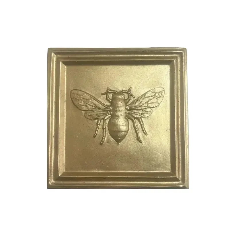 Bee Medallion Artwork
